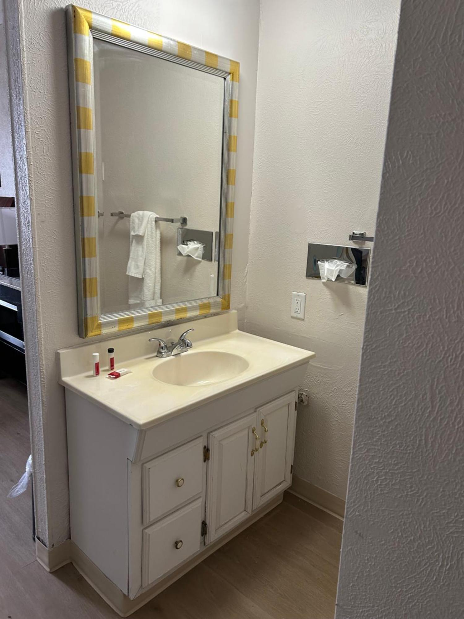 Studio Apartments Sterling Ngoại thất bức ảnh